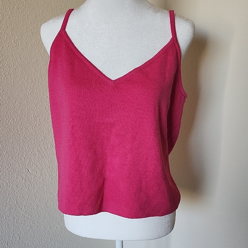 ST. JOHN | Barbie Pink V-Neck Camisole Large
